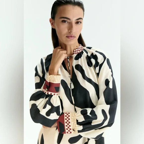 H&M LIMITED EDITION NWT Patterned Black & White Maxi Long-Sleeved Dress, Size S - Picture 2 of 6